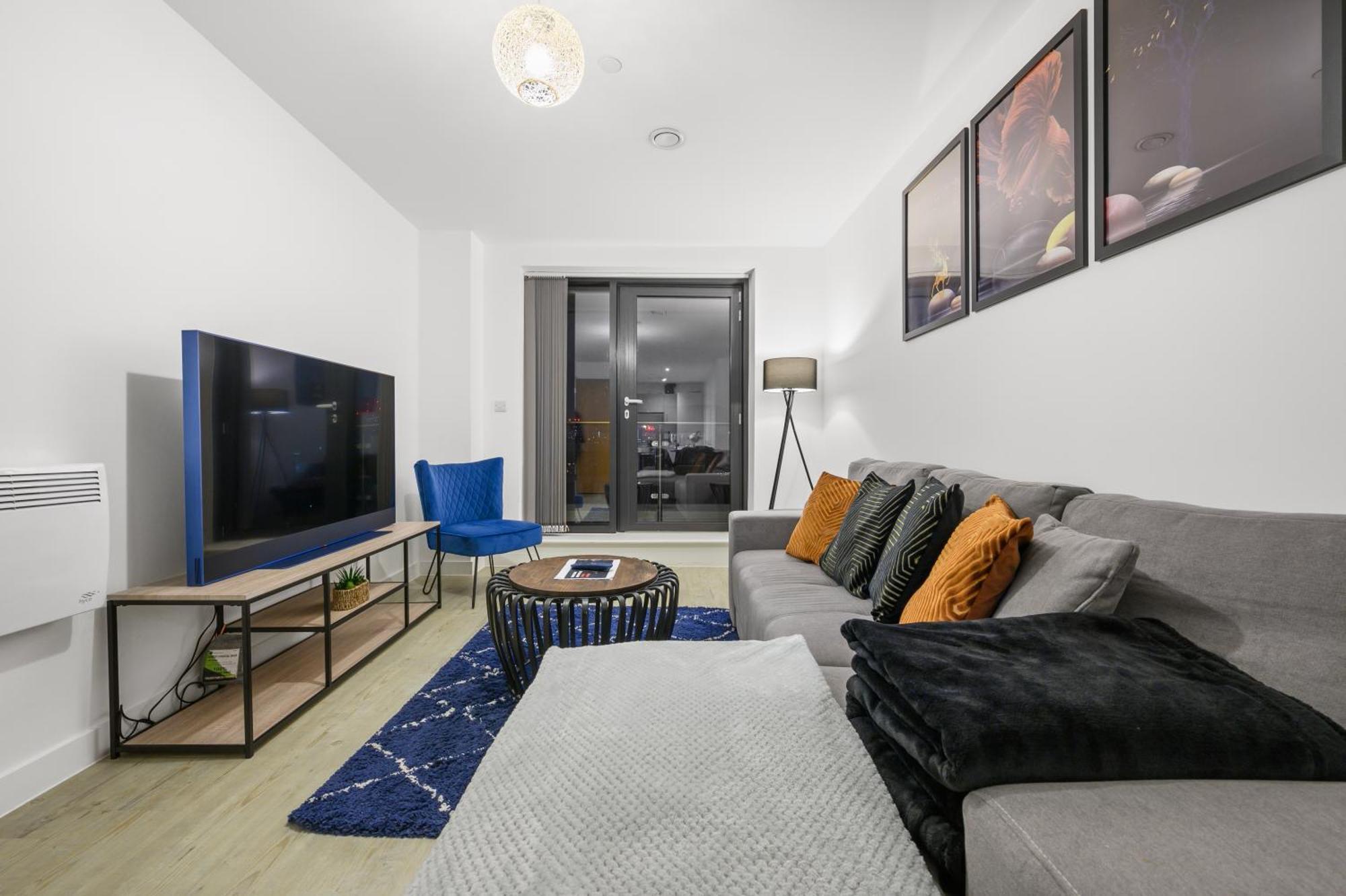 Stylish & Spacious Salford Quays One Bedroom High Floor Apartment With Balcony Manchester Ngoại thất bức ảnh